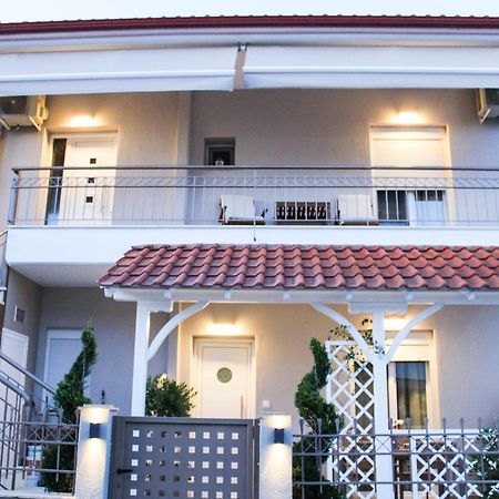 Comfy Apartments 尼基季 外观 照片
