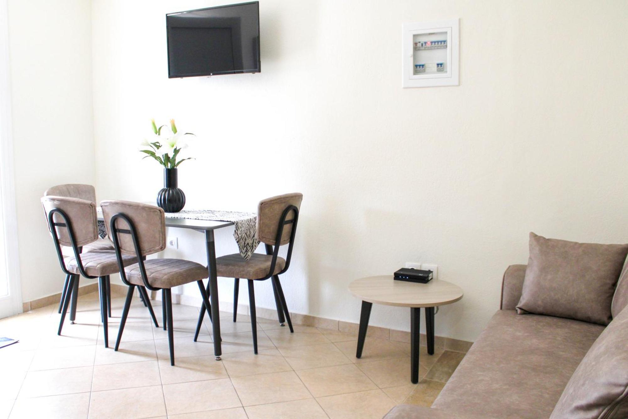Comfy Apartments 尼基季 外观 照片